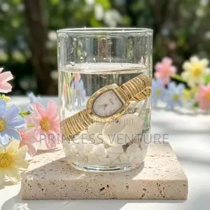 SCOTTIE Ladies Water Resistant Watch