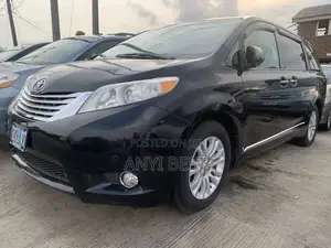 Toyota Sienna 2017 Black