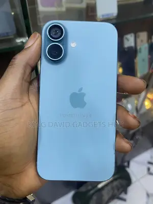 Apple iPhone 16 128 GB Green