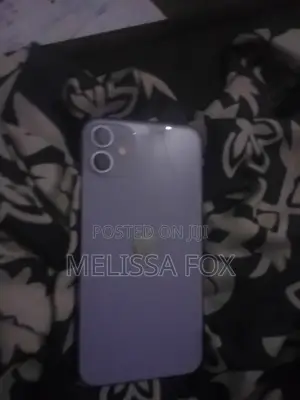 Apple iPhone 11 64 GB Silver