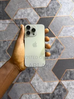 Apple iPhone 16 Pro 256 GB White