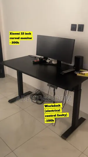 Monitors Barely Used