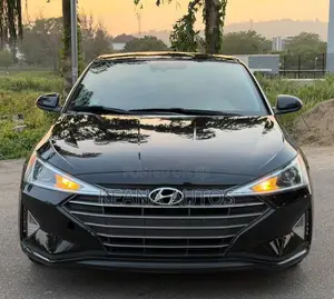 Hyundai Elantra 2019 Black