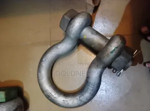 • 25 Ton Heavy Duty Bow Shackle (1 3/4 Inch) With Nut & Cotter Pin