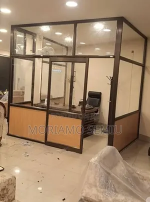 Expert in Glass and Aluminium- Semiu Salako Enterprise's