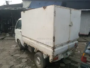 Hijet Mini Van