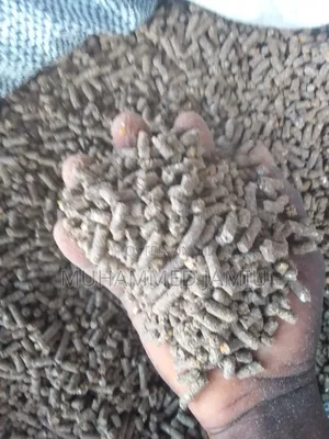 Quality Pellet Feed for Chickens, Dogs & Rabbits