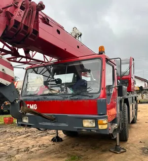 XCMG 30 Ton Crane for Hire