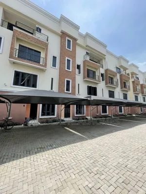 4bdrm Duplex in Lekki Phase 1 for rent