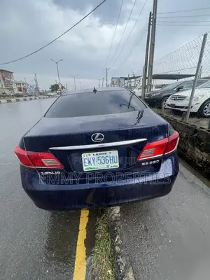 Lexus ES 350 2010 Blue