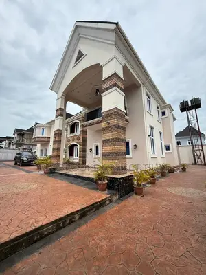 Furnished 5bdrm Mansion in Samonda for sale