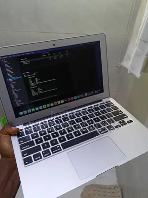 Laptop Apple MacBook 2015 4GB Intel Core i5 SSD 128GB
