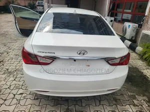 Hyundai Sonata 2012 White