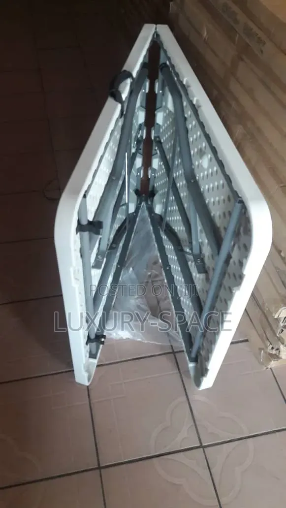 Foldable 6ft Rectangular Event Table