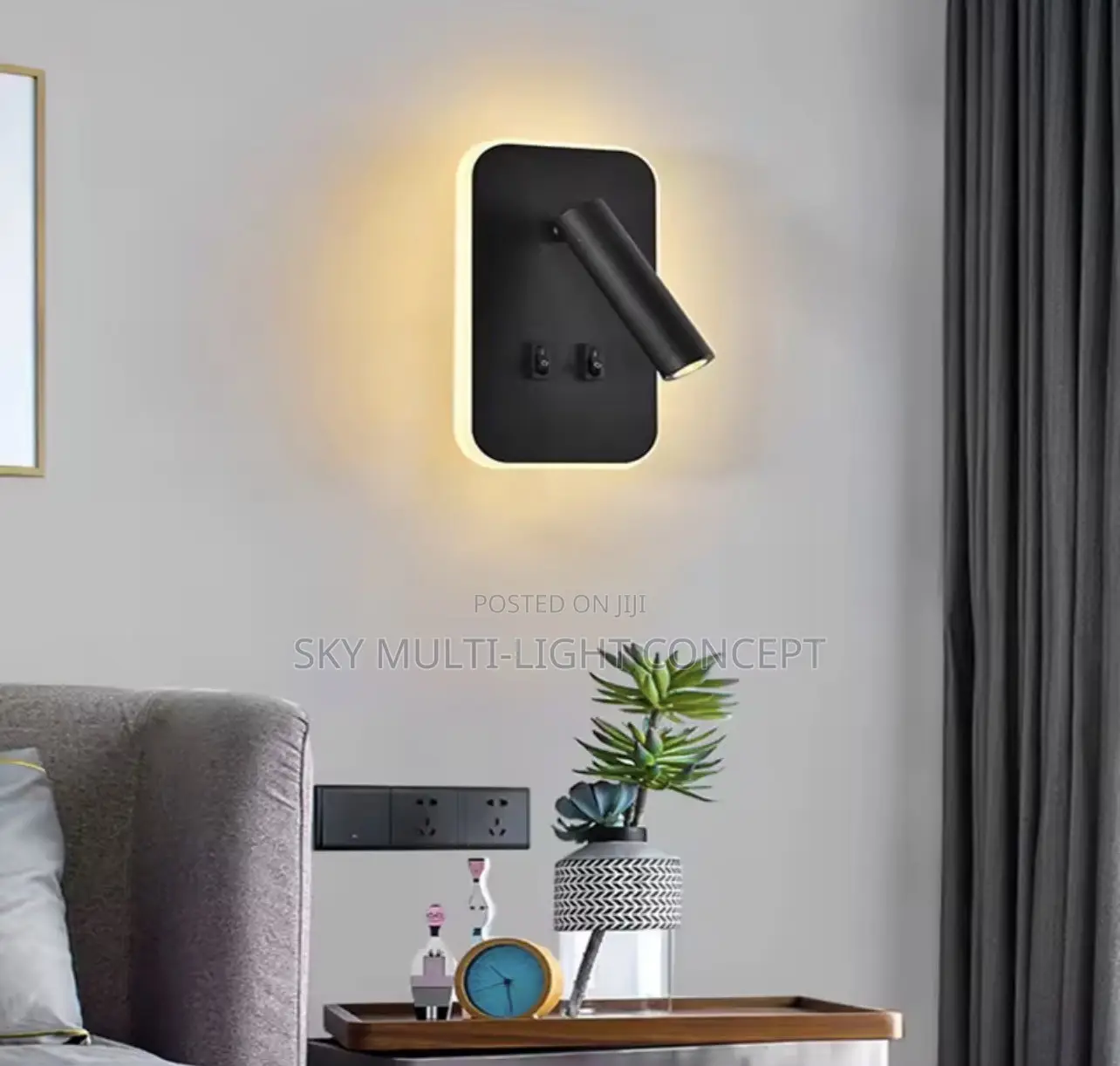 350° Rotatable LED Bedside Wall Sconce