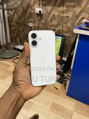 Apple iPhone 16 128 GB White