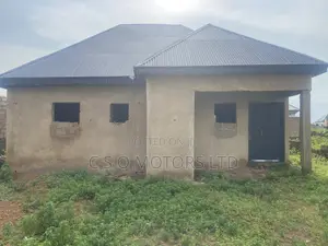 2bdrm House in Sabon Lugbe for sale