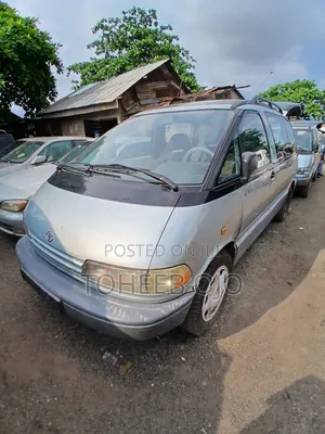 Toyota HiAce 2002 Grey