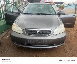 Toyota Corolla 2004 Gray