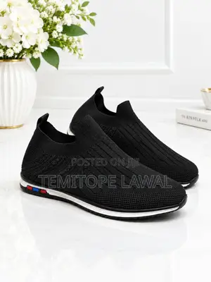 Breathable Sneakers (Size 39,40,41)