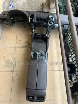 Complete Dashboard for GLE 2018 Direct Brown Color Available 