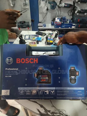 3 X 360 Bosch Line Laser Machine