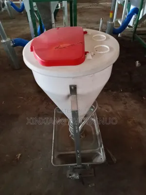 Automatic Pig Feeder