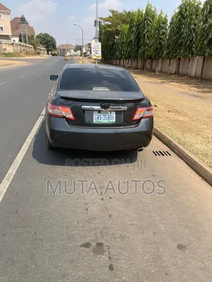 Toyota Camry 2009 Gray