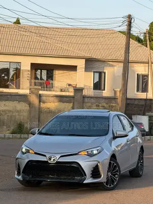 Toyota Corolla 2017 Silver