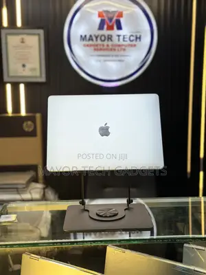 Laptop Apple MacBook Pro 2019 16GB Intel Core i5 SSD 256GB