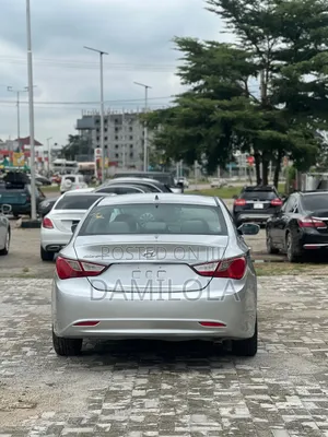 Hyundai Sonata 2011 Silver