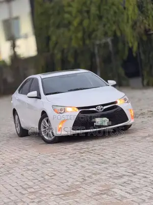 Toyota Camry 2016 White