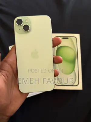 Apple iPhone 15 Plus 256 GB Green