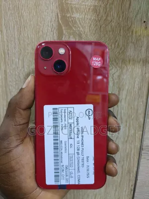 Apple iPhone 13 128 GB Red