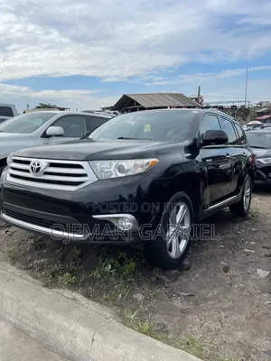 Toyota Highlander 2012 Black