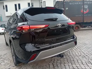 Toyota Highlander L 2021 Black