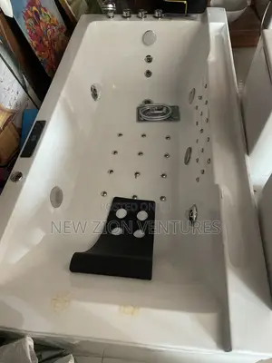 Jacuzzi Bathtub