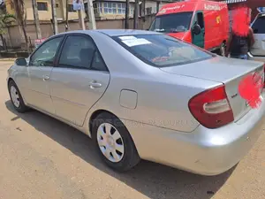 Toyota Camry LE 4dr Sedan (2.4L 4cyl 4A) 2004 Silver