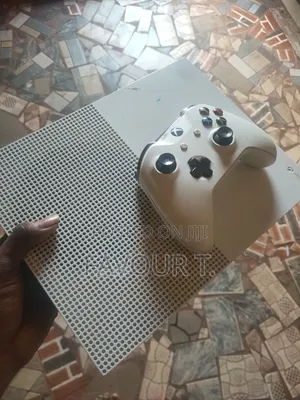 Xbox One S 1TB