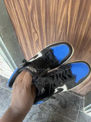 Nike Sneakers (Unisex)