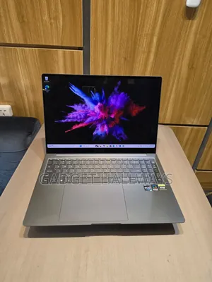 Laptop Samsung 32GB Intel Core i9 SSD 1T