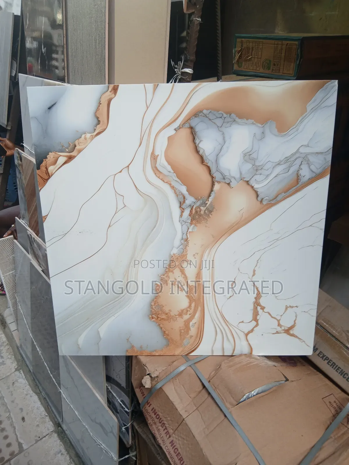 Marble Sheld 60x60