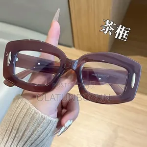 FAshton Glasses