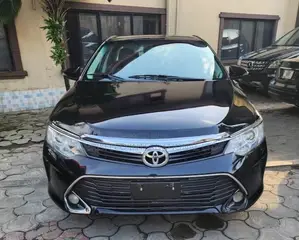 Toyota Camry 2016 Black