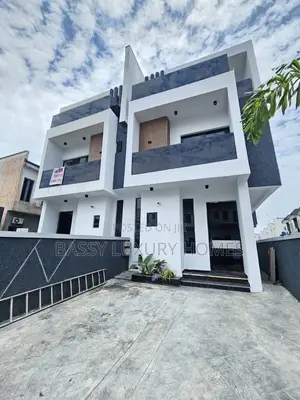 4bdrm Duplex in Lekki for sale