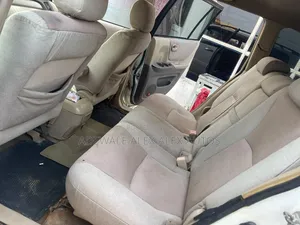 Toyota Highlander 2005 White