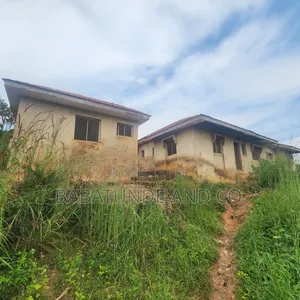 2bdrm Block of Flats in Ologuneru for sale