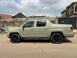 Honda Ridgeline 2010 Gray