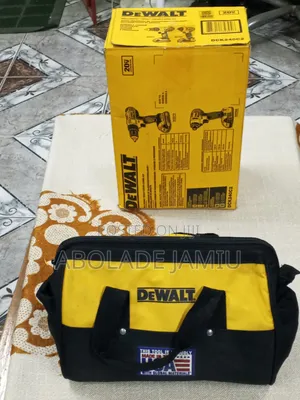 Dewalt 20v Lithium-Ion Drill Driver / Impact Driver Combo Kit Dck240c2