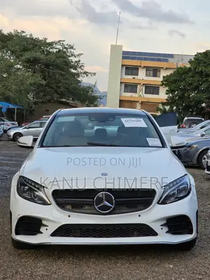 Mercedes-Benz C300 Sport 4Matic Sedan AWD (2.0L 4cyll 7A) 2016 White